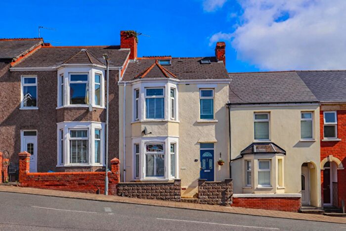 4 Bedroom House For Sale In Trinity Street, Barry, CF62