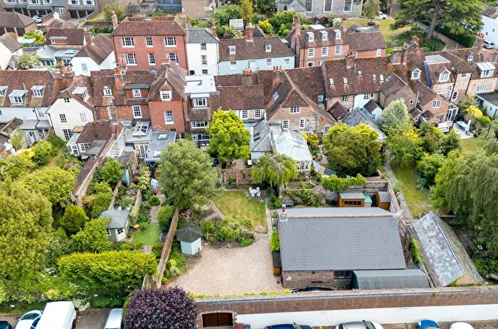 3 Bedroom Terraced House For Sale In Westgate, Chichester, PO19