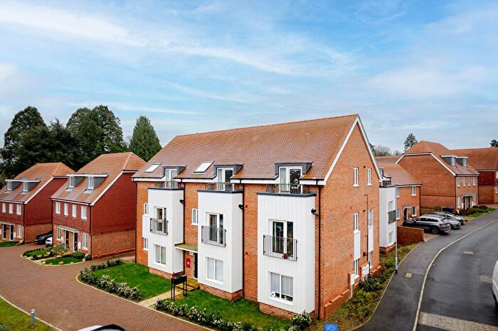 1 Bedroom Apartment For Sale In Butlers Way, East Grinstead, RH19