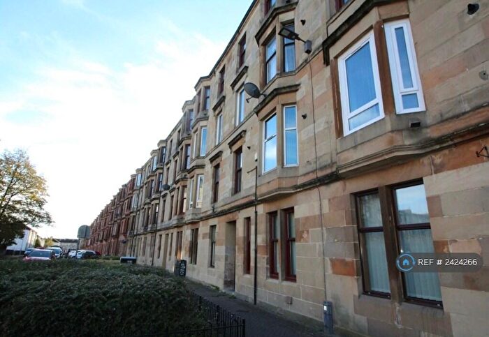 2 Bedroom Flat To Rent In Mckerrell Street, Paisley, PA1