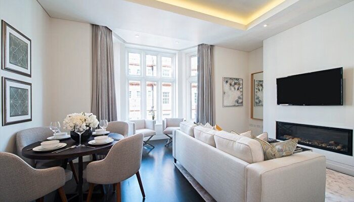 2 Bedroom Flat To Rent In Green Street, Mayfair, W1K