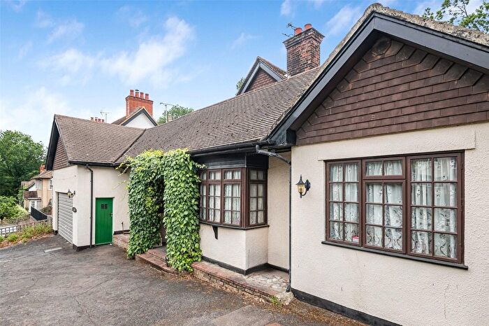 5 Bedroom Bungalow For Sale In Gills Hill, Radlett, Hertfordshire, WD7