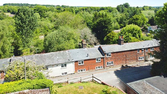 1 Bedroom House For Sale In Tin Pit, Marlborough, SN8