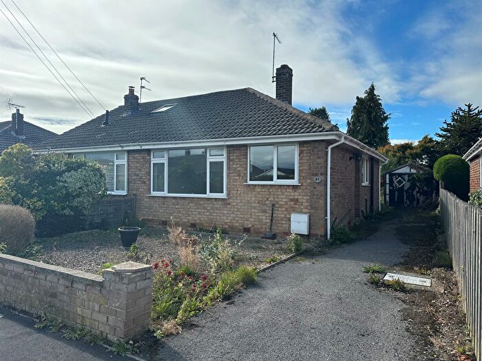 2 Bedroom Semi-Detached Bungalow For Sale In Heath Moor Drive, York, YO10