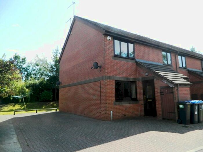 2 Bedroom Flat To Rent In Pullman Court, Cheadle ST10