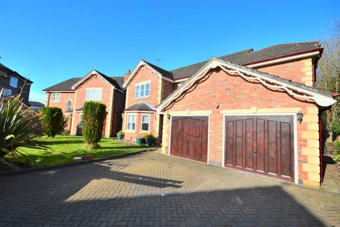 4 Bedroom Detached House To Rent In Cheltenham Drive, Sale, M33
