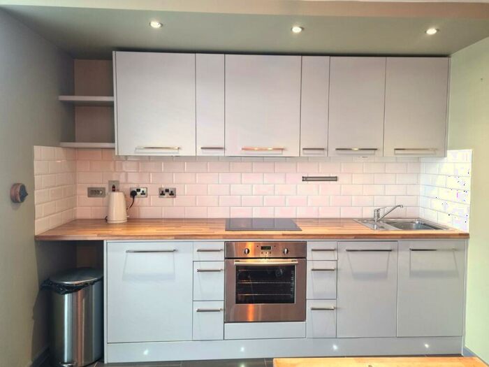 2 Bedroom House To Rent In Whitehall Quarter, West Point, Wellington Street, Leeds, LS1