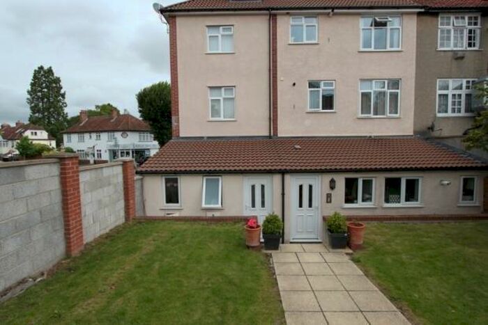 1 Bedroom Flat To Rent In Wellington Hill West, Bristol, BS9