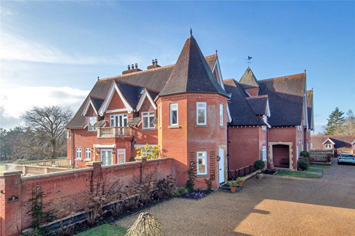 2 Bedroom Flat For Sale In Springwood Hall, Springwood Park, Tonbridge, Kent, TN11