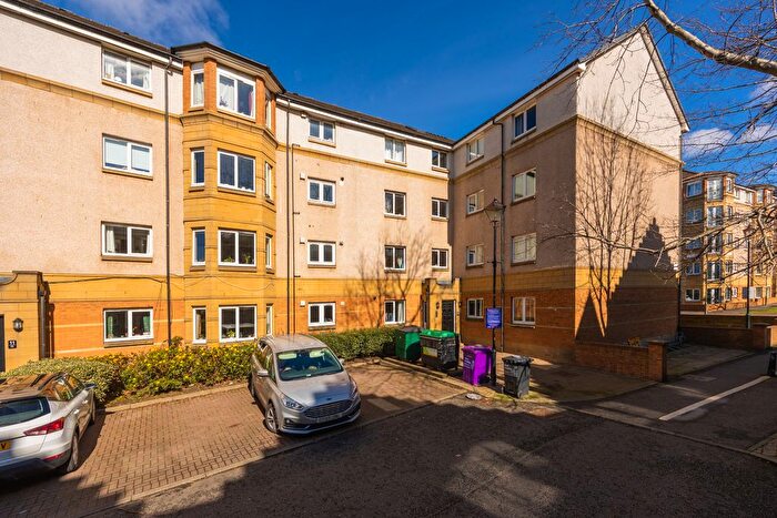 3 Bedroom Flat For Sale In / Duff Road, Edinburgh, EH11