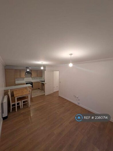 2 Bedroom Flat To Rent In Coychurch Road, Bridgend, CF31