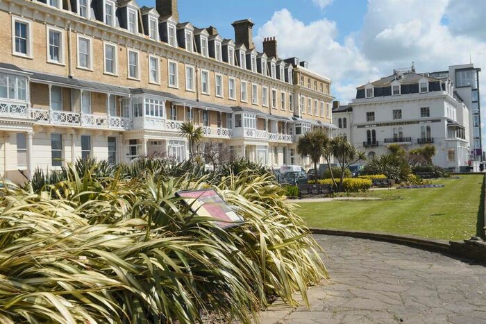 2 Bedroom Apartment For Sale In Heene Terrace, Worthing, BN11