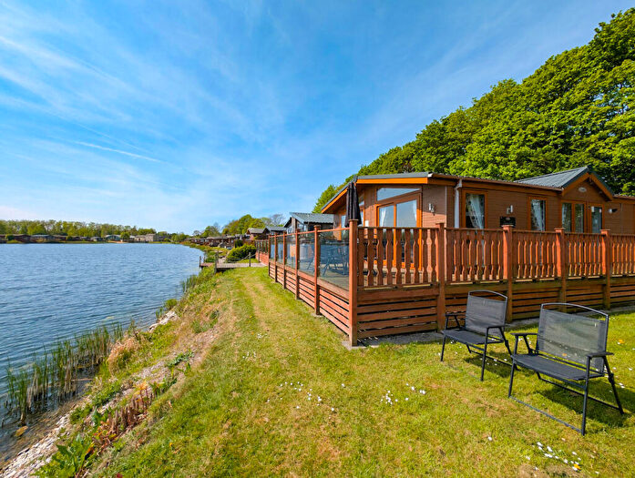 3 Bedroom Lodge For Sale In Private Sale - Capenwray South Lakeland Leisure Village, Borwick Ln, Warton, Carnforth, LA6