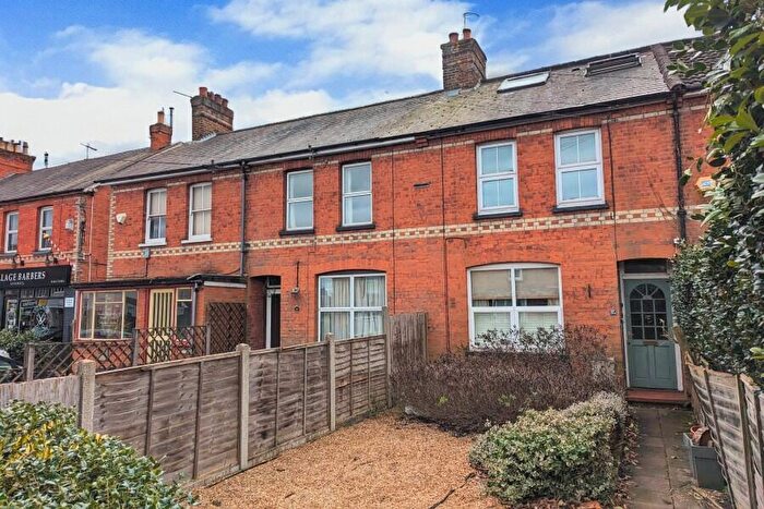 2 Bedroom Maisonette To Rent In Horsell, Woking, GU21