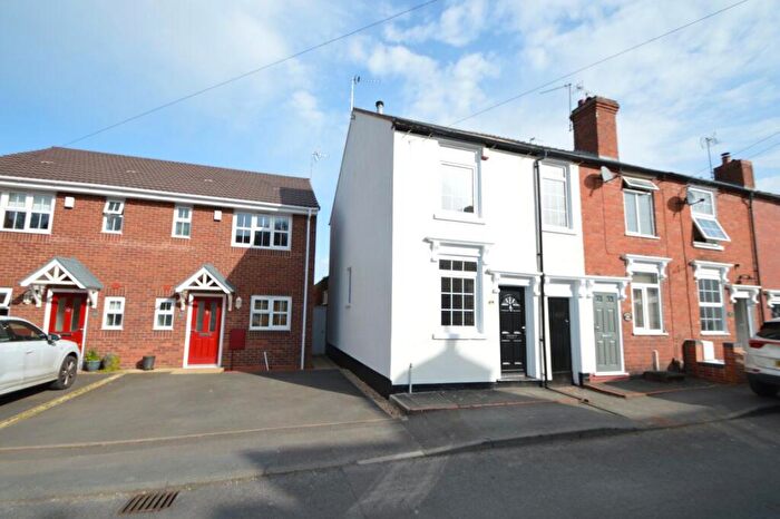 2 Bedroom Terraced House To Rent In Broad Street, Kingswinford, DY6