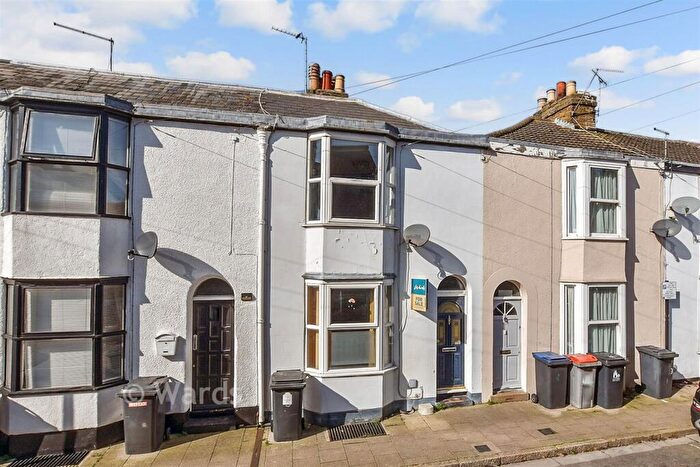 3 Bedroom Terraced House For Sale In Underdown Road, Herne Bay, Kent, CT6
