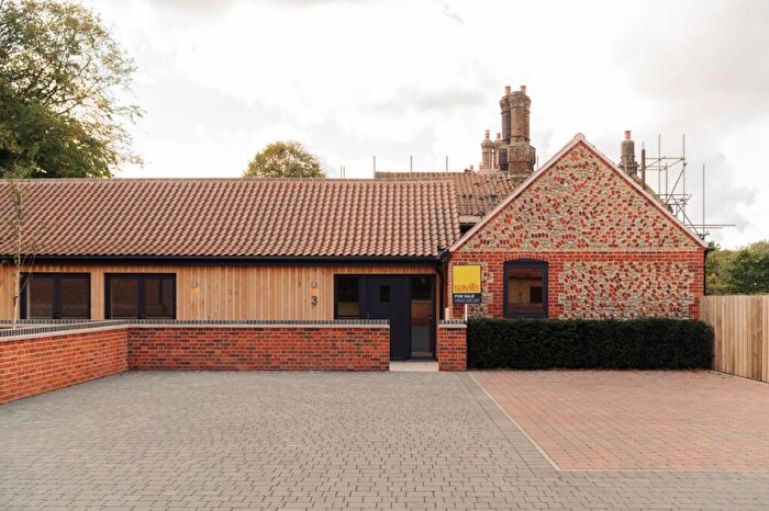 4 Bedroom Detached House For Sale In The Old Piggery, Laurel Farm Barns, Crossdale Street, Northrepps, Cromer, NR27
