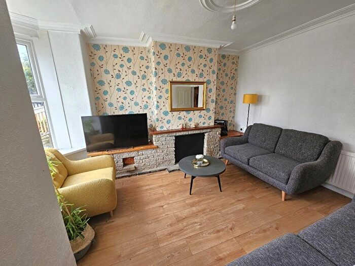 3 Bedroom Terraced House To Rent In School Road, Sheffield, S10