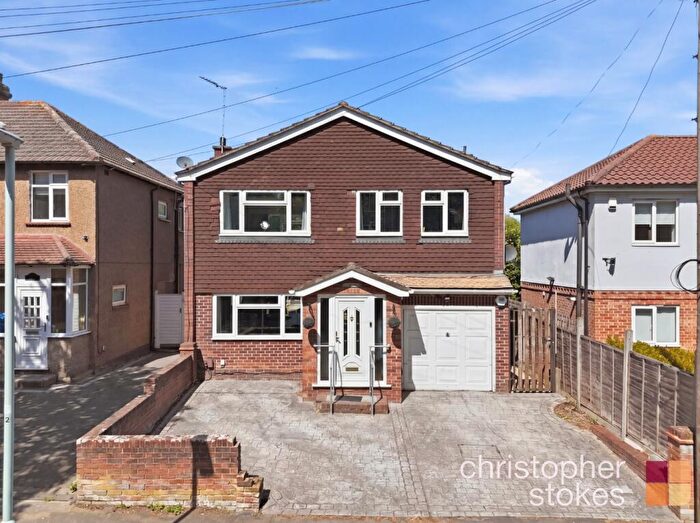 4 Bedroom Detached House For Sale In Barrow Lane, Cheshunt, Hertfordshire, EN7