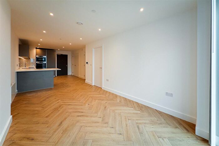 2 Bedroom Apartment To Rent In Bed - One Port Street, M1