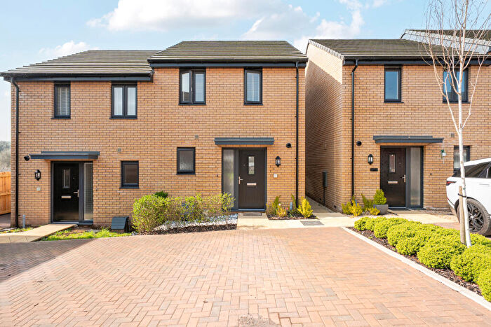 2 Bedroom Semi Detached House For Sale In Elizabeth Road, Cullompton, Devon, EX15