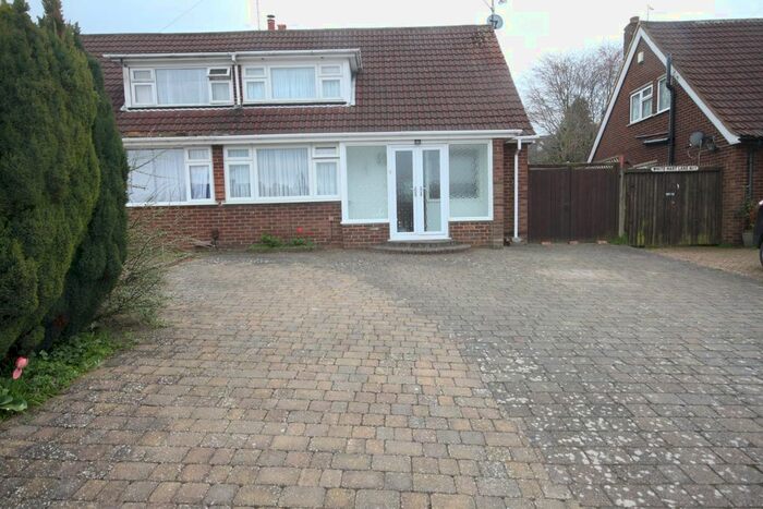 3 Bedroom Semi-Detached House To Rent In Wadhurst Avenue, Luton, LU3