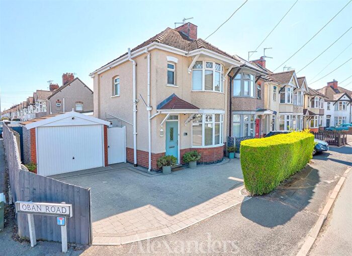 3 Bedroom Semi-Detached House For Sale In Oban Road, Hinckley, LE10