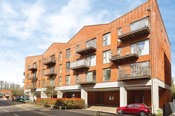 2 Bedroom Flat For Sale In Walnut Tree Close, Guildford, Surrey, GU1