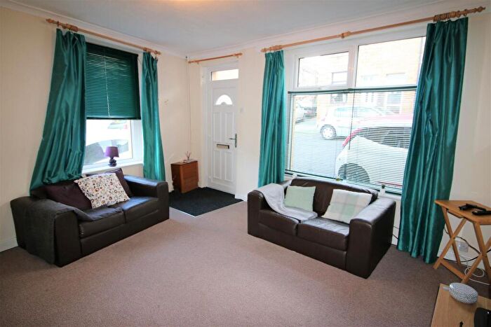2 Bedroom Private Hall To Rent In Elgin Street, Lancaster, LA1
