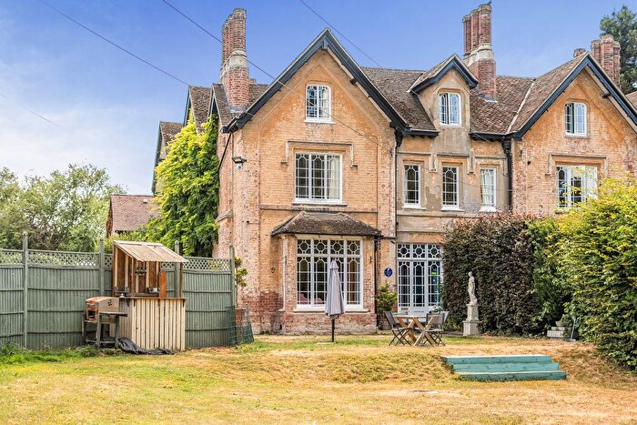 7 Bedroom Semi Detached House For Sale In Bishopton Lane, Stratford-Upon-Avon, CV37