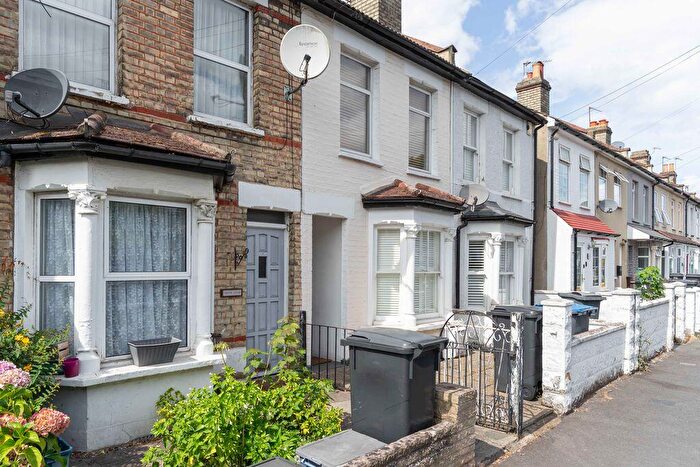 2 Bedroom Terraced House For Sale In St. Peters Street, South Croydon, CR2