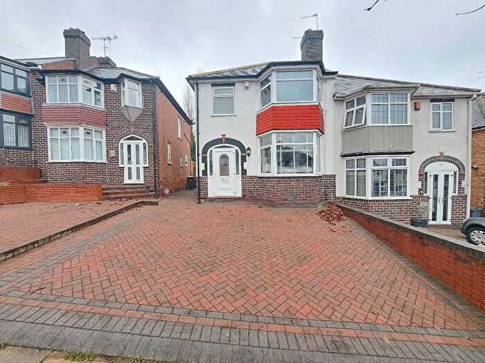 3 Bedroom Semi-Detached House For Sale In Woolmore Road, Erdington, Birmingham, B23