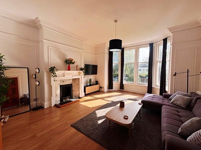 1 Bedroom Flat To Rent In Burton Crescent, Headingley, Leeds, LS6