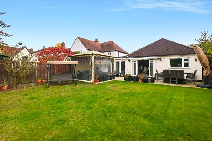 3 Bedroom Bungalow For Sale In Baldwyns Park, Bexley, Kent, DA5