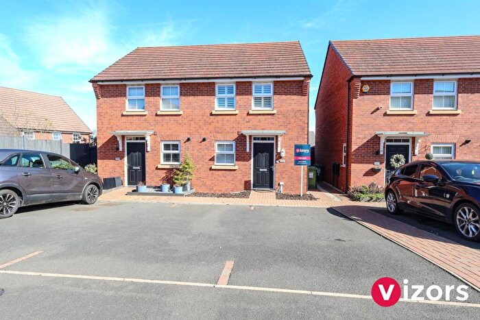 2 Bedroom Semi Detached House For Sale In Oakdale Close, Wirehill, Redditch, B98
