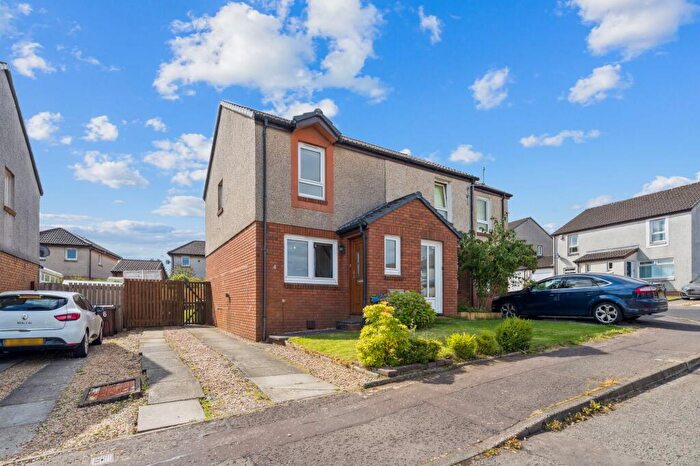 2 Bedroom Semi-Detached House For Sale In Ryat Green, Newton Mearns, G77