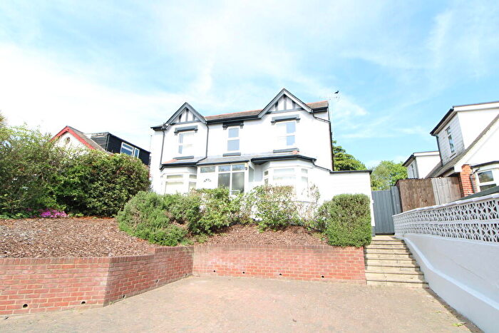 Apartment To Rent In Elmstead Road, Colchester, CO4