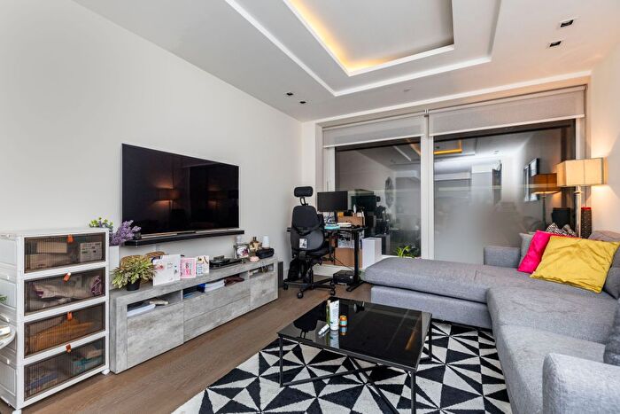 1 Bedroom Flat To Rent In Radnor Terrace, London, W14