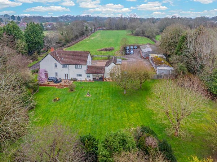 6 Bedroom Detached House For Sale In Spring Lane, Lapworth, B94