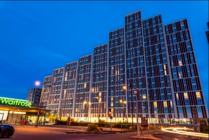 1 Bedroom Apartment To Rent In Royal Winchester House, Bracknell, RG12