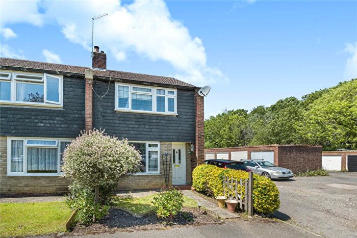 3 Bedroom End Of Terrace House For Sale In Highclere Gardens, Knaphill, Woking, Surrey, GU21