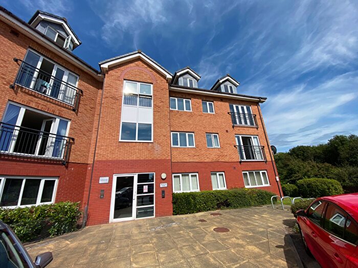 2 Bedroom Flat To Rent In Taylforth Close, Liverpool, L9