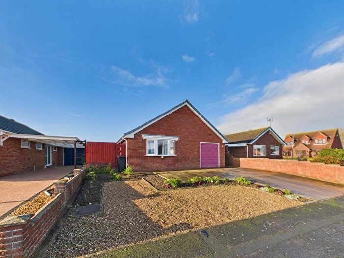 3 Bedroom Detached Bungalow For Sale In Waumsley Way, Alford, LN13