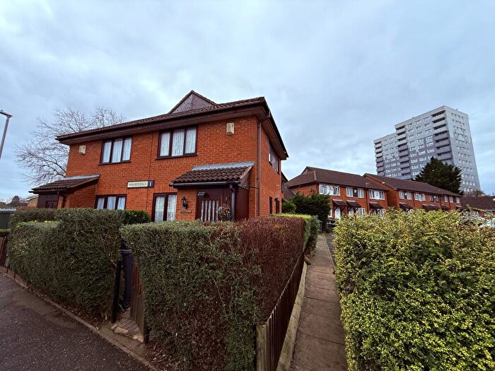 1 Bedroom Property For Sale In Wharfedale, Luton, LU4