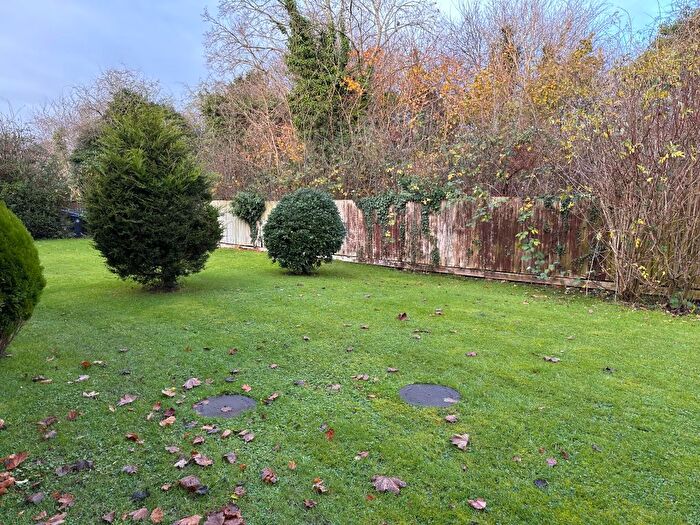 1 Bedroom Studio To Rent In Seymour Road, Alcester, B49