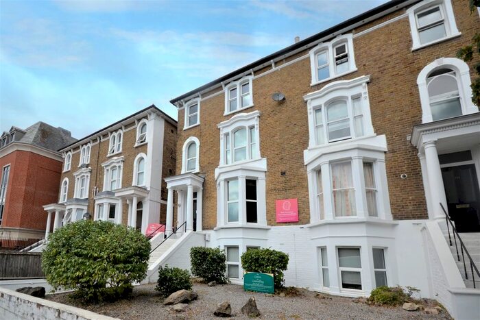 1 Bedroom Flat To Rent In Widmore Road, Bromley, BR1