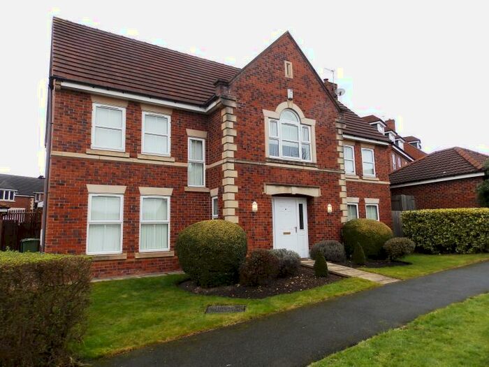 5 Bedroom Detached House To Rent In Stoneleigh Avenue, Moortown, Leeds, LS17