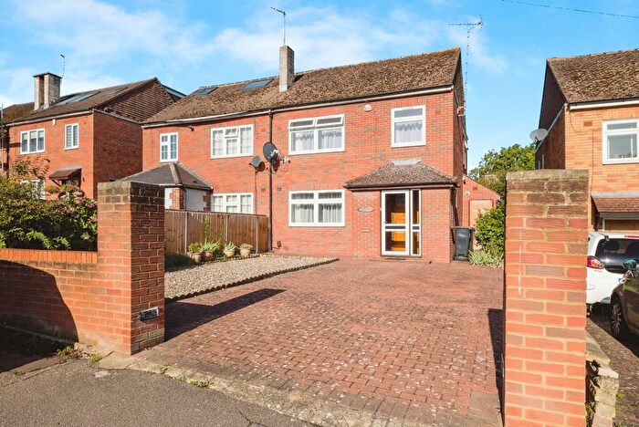 3 Bedroom Semi-detached House For Sale In The Broadway, Loughton, Essex, IG10