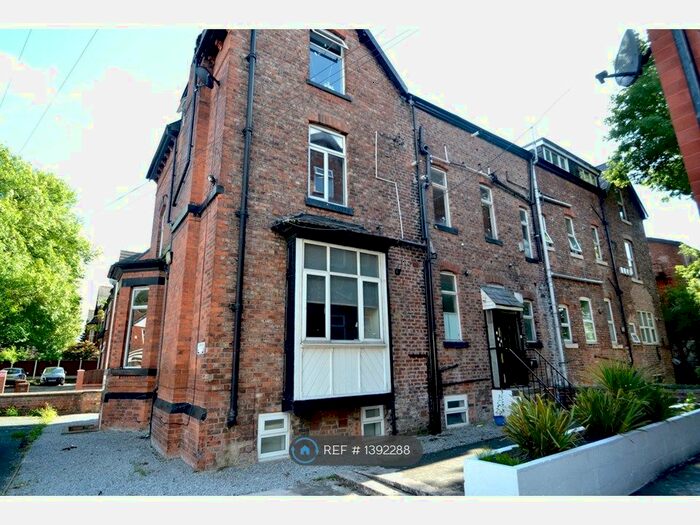 1 Bedroom Flat To Rent In Clarendon Road, Manchester, M16
