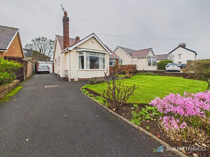 2 Bedroom Detached Bungalow For Sale In Norbreck Road, Thornton Cleveleys, FY5